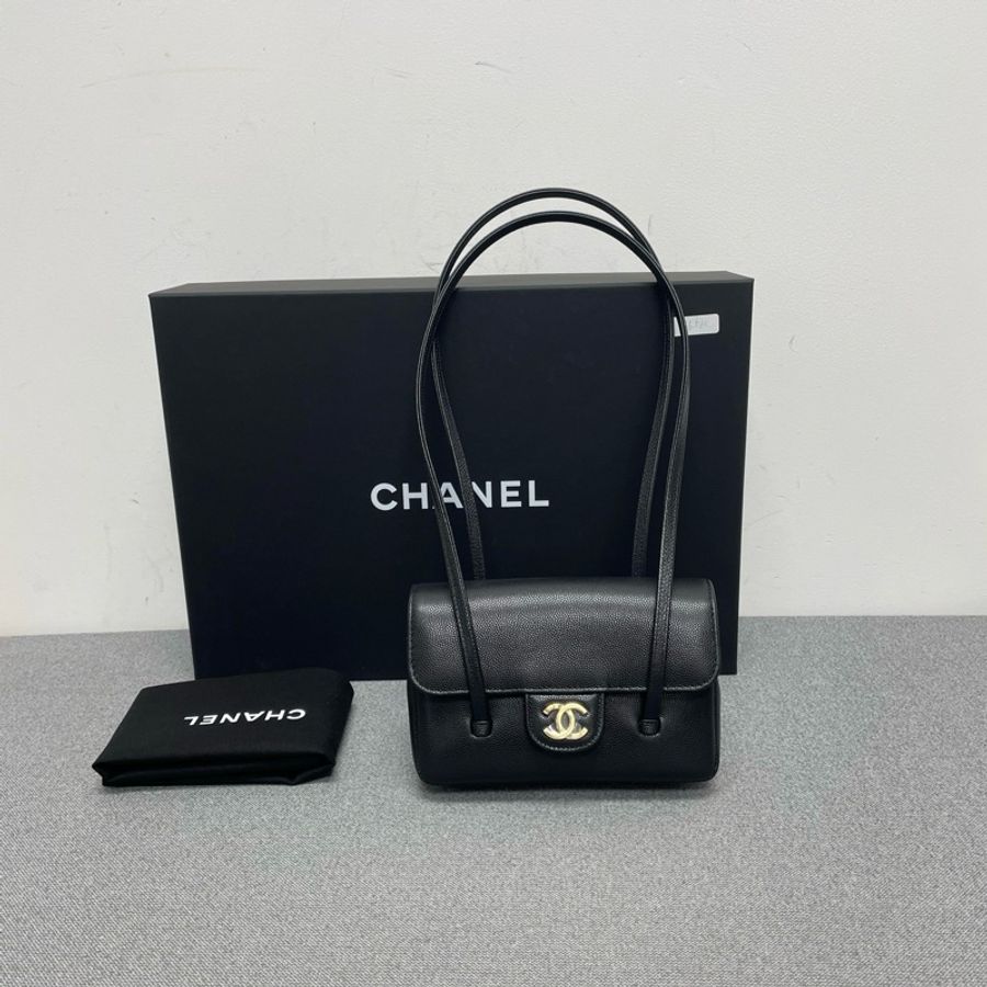 Chanel香奈兒 黑金全皮Preppy Coco迷你腋下包單肩包-1