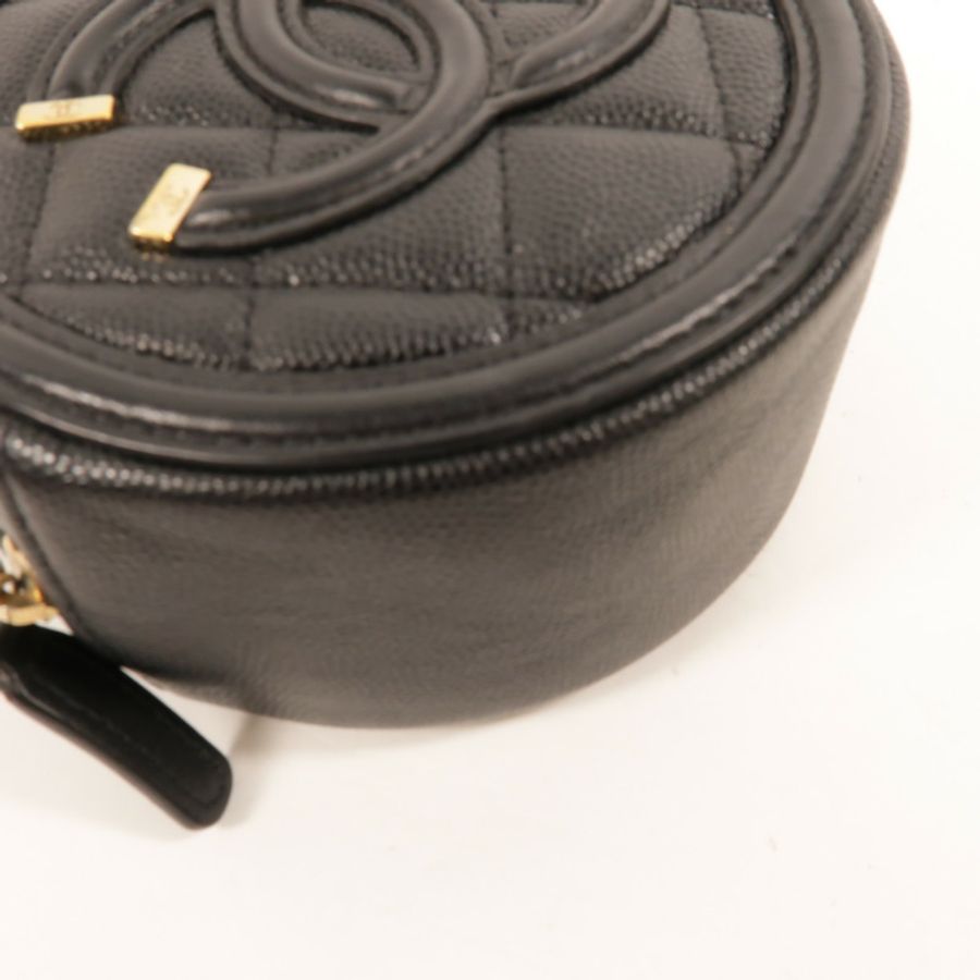 CHANEL 牛皮皮革Round CC Filigree Bag肩背袋-12