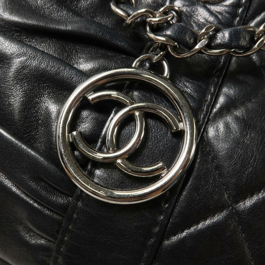 CHANEL 牛皮皮革Pile Ou Face Bag鏈帶肩背袋-10