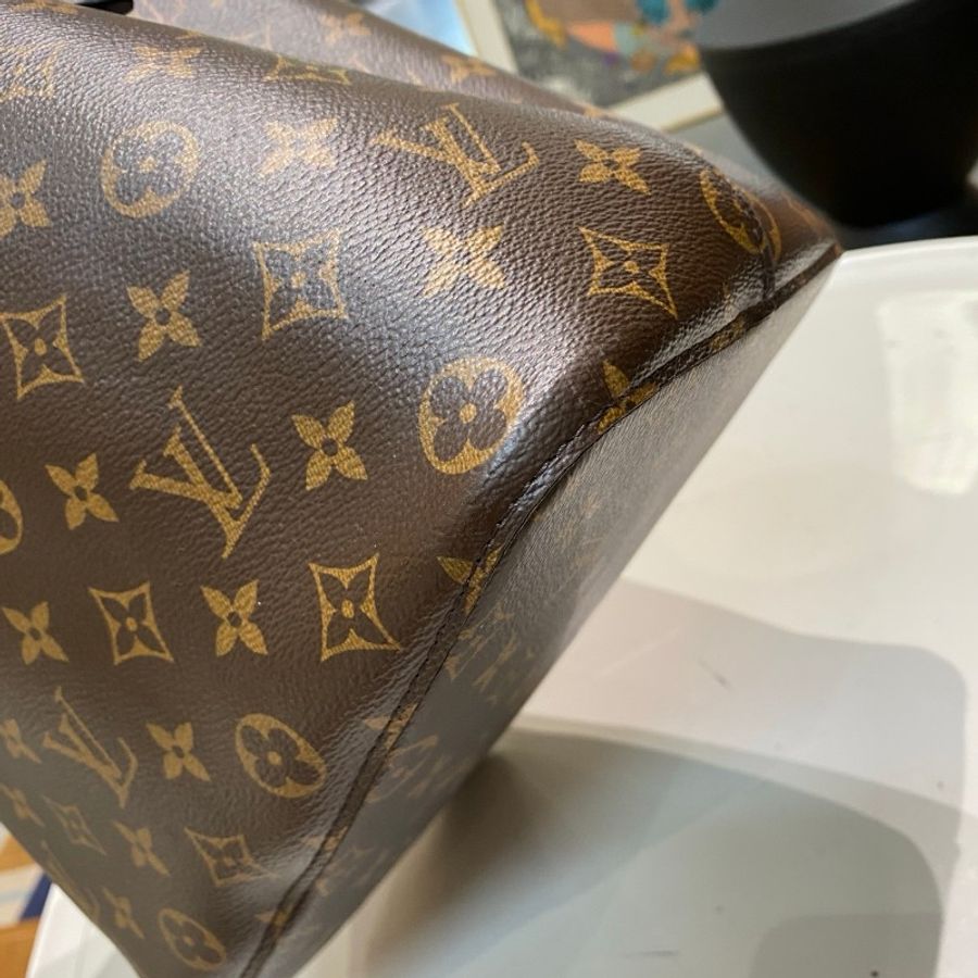 芯片款LV路易威登NÉONOÉ黑棕水桶包黑内里26*26*17-14