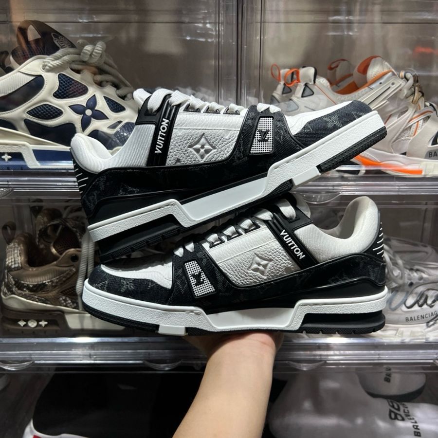 Lv trainer 黑牛仔Eu41-2