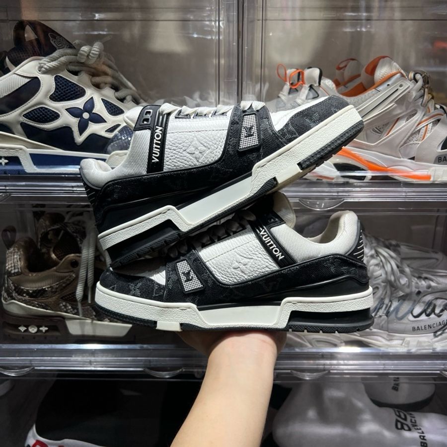 Lv trainer 黑牛仔Eu38-2