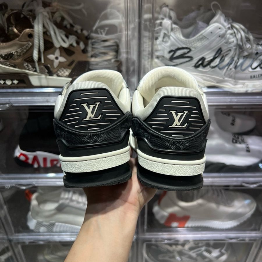Lv trainer 黑牛仔Eu38-4