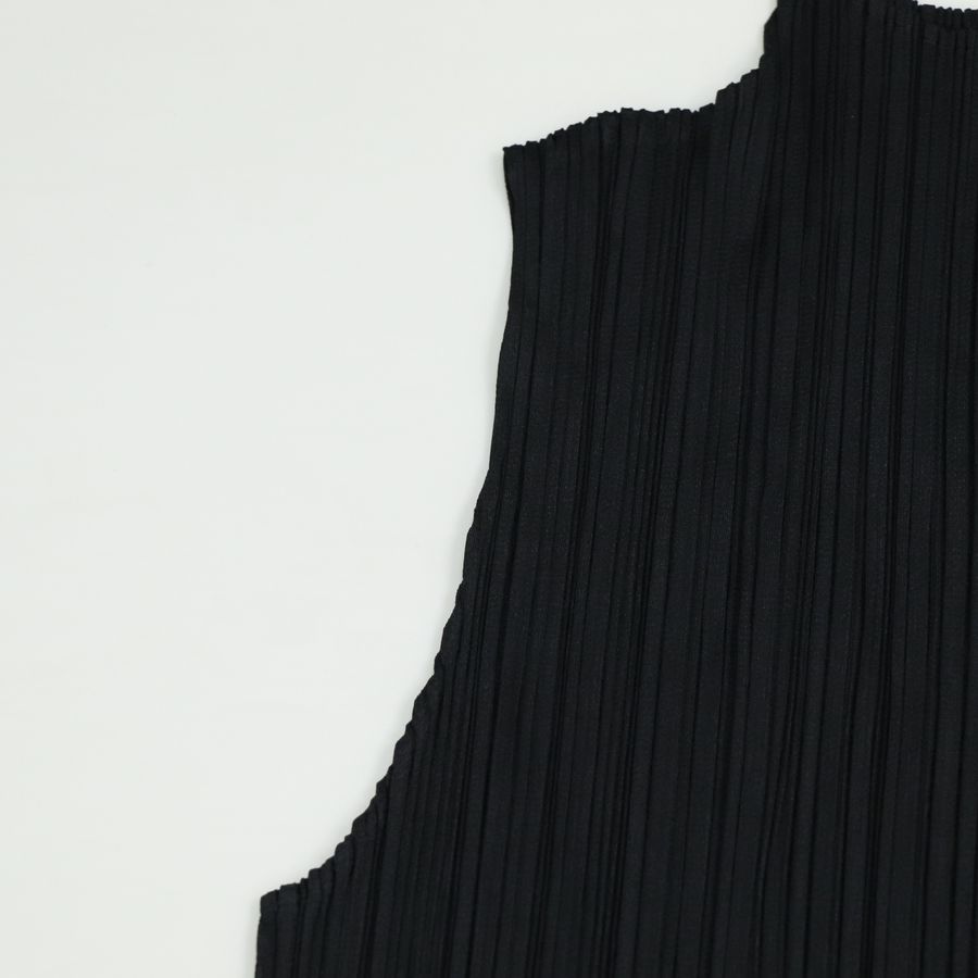 ISSEY MIYAKE三宅一生 黑色褶皺 高領背心 SIZE4-2