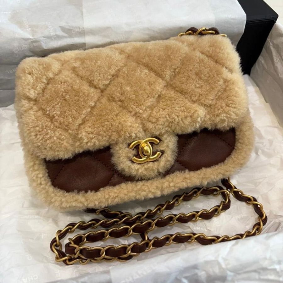 CHANEL 24K 泰迪mini cf羊羔毛方胖包(芯片款)-0