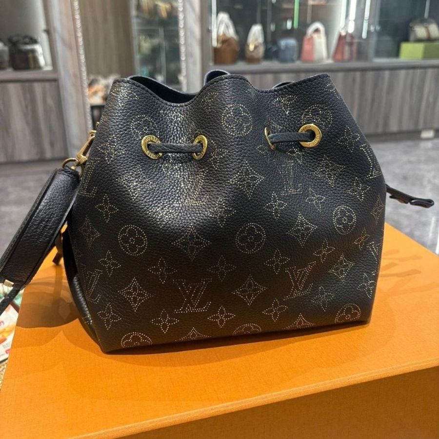 LV M23392 Bella 水桶包-1
