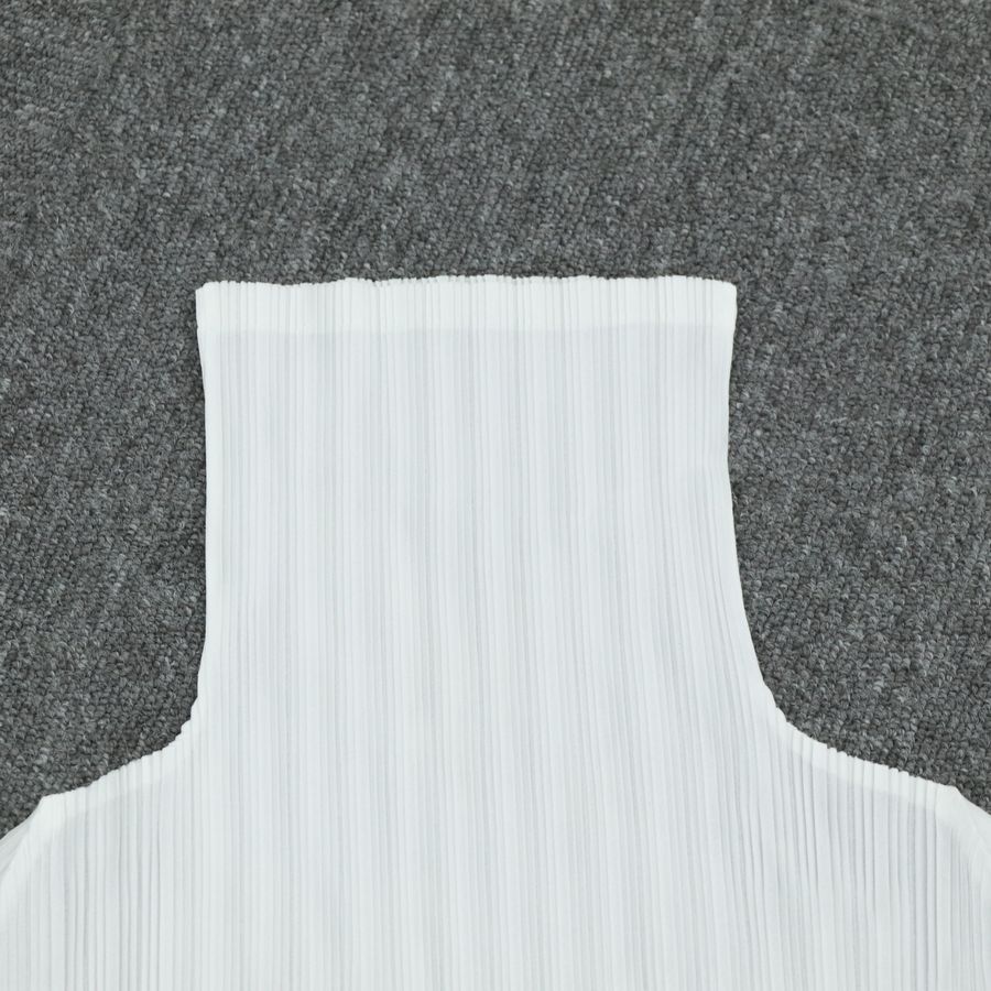ISSEY MIYAKE三宅一生 白色褶皺 高領長袖上衣 SIZE3-1