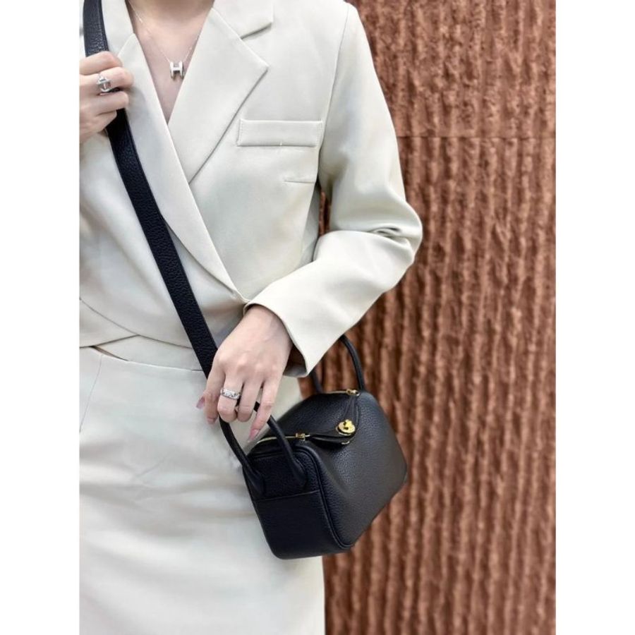 HERMÈS 愛馬仕 Mini Lindy 20 Noir 黑色金釦 Clemence 牛皮|迷你琳迪包 手提包 肩背包 斜背包|K刻2025年全新全配|KÉSH 凱仕精品-1