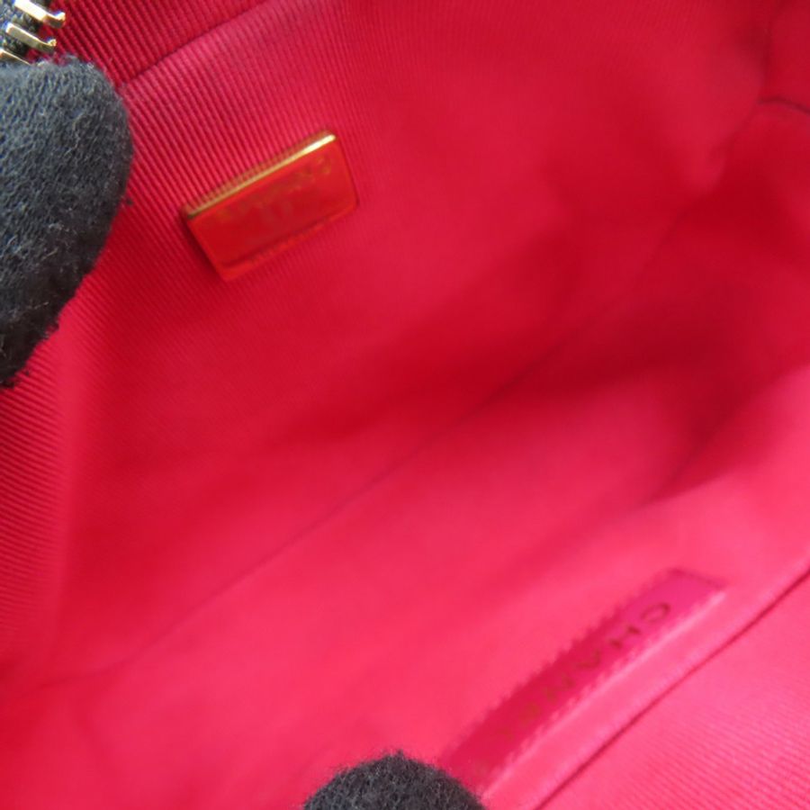 黑色 菱格紋羊皮 Camera Bag 金色鏈帶 肩背包【CHANEL 香奈兒】 AS3104-6