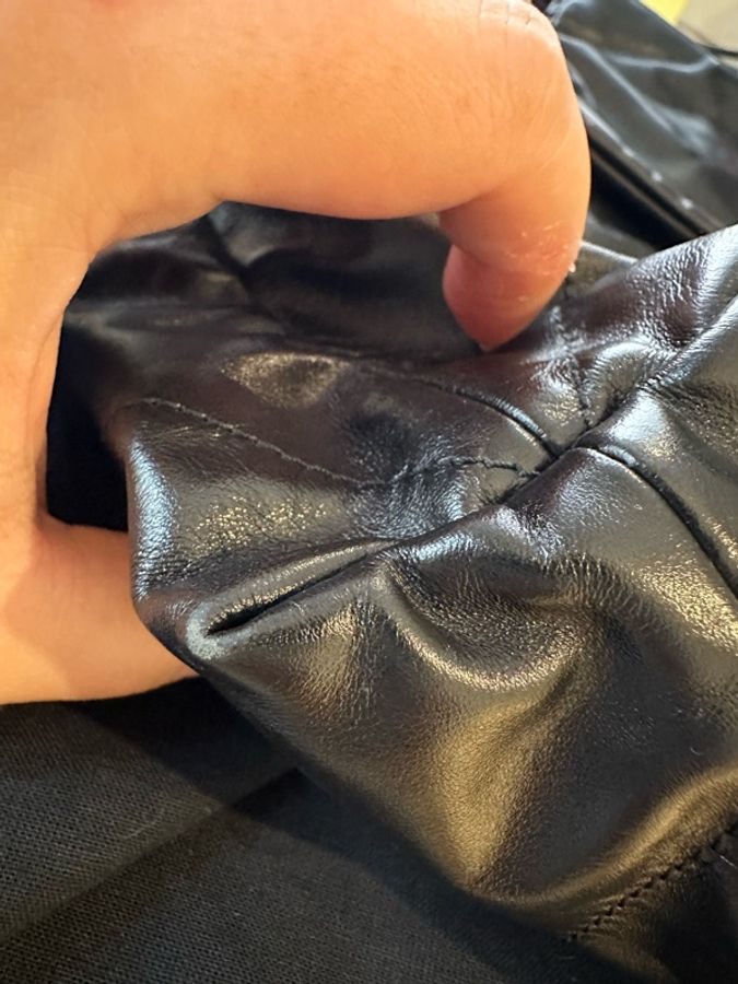 香奈兒 22 Handbag 22 Bag Medium 中號黑色金釦-33