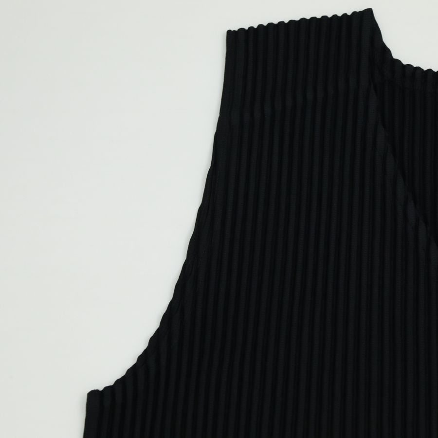 ISSEY MIYAKE三宅一生 HOMME 黑色褶皺 V 領 背心 SIZE2-2