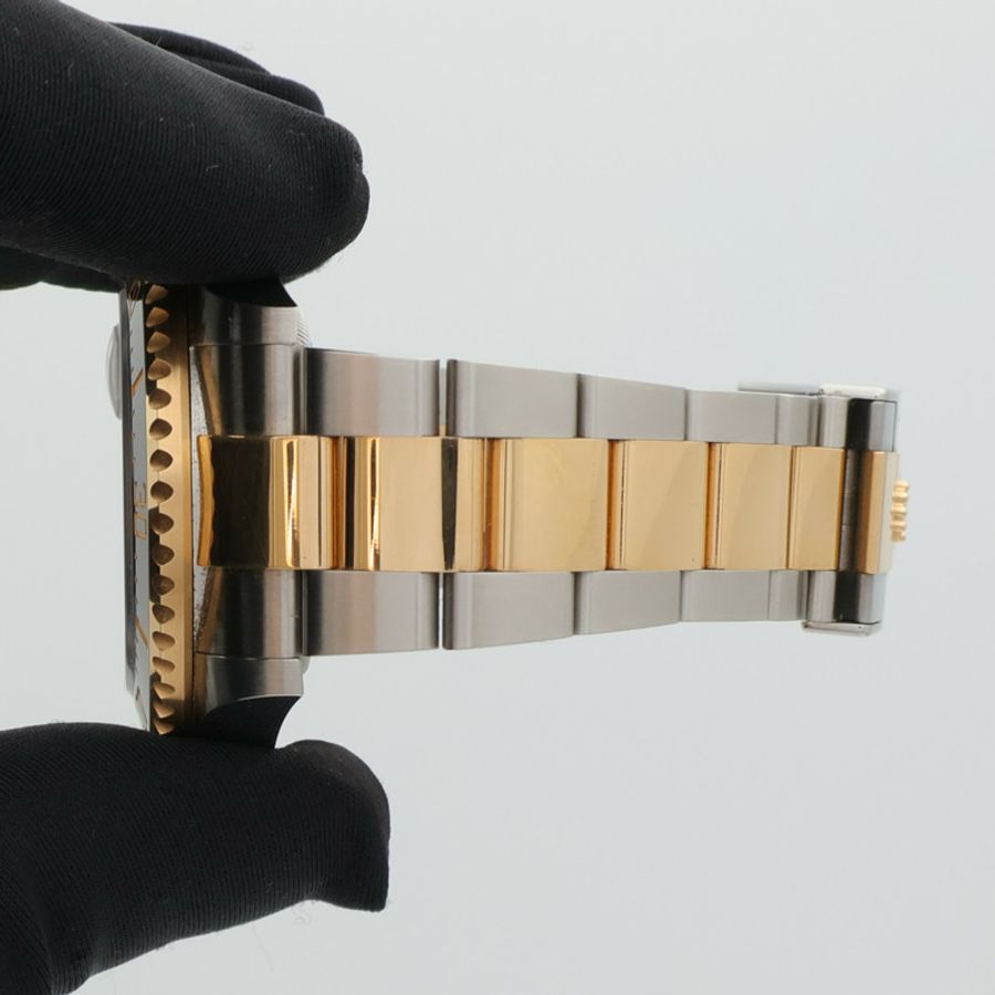 ROLEX Sea-Dweller 126603-9