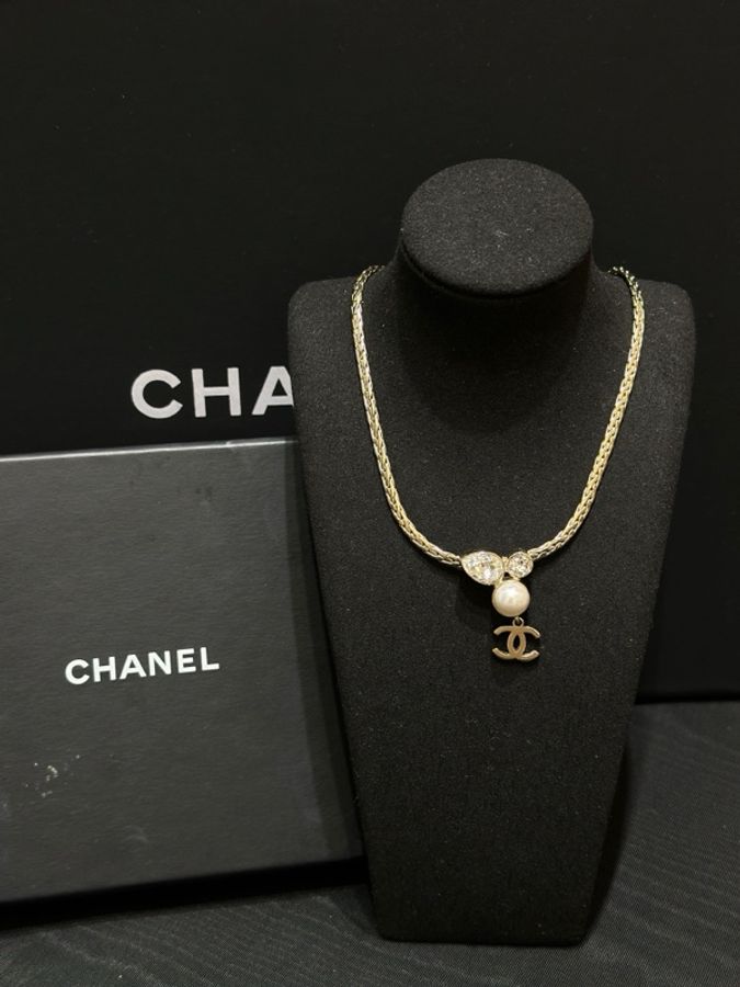 Chanel/香奈兒 22C 金色 編織鏈珍珠 吊墜項鍊 精緻小巧的雙C標誌吊墜 均碼 附件:盒子-6