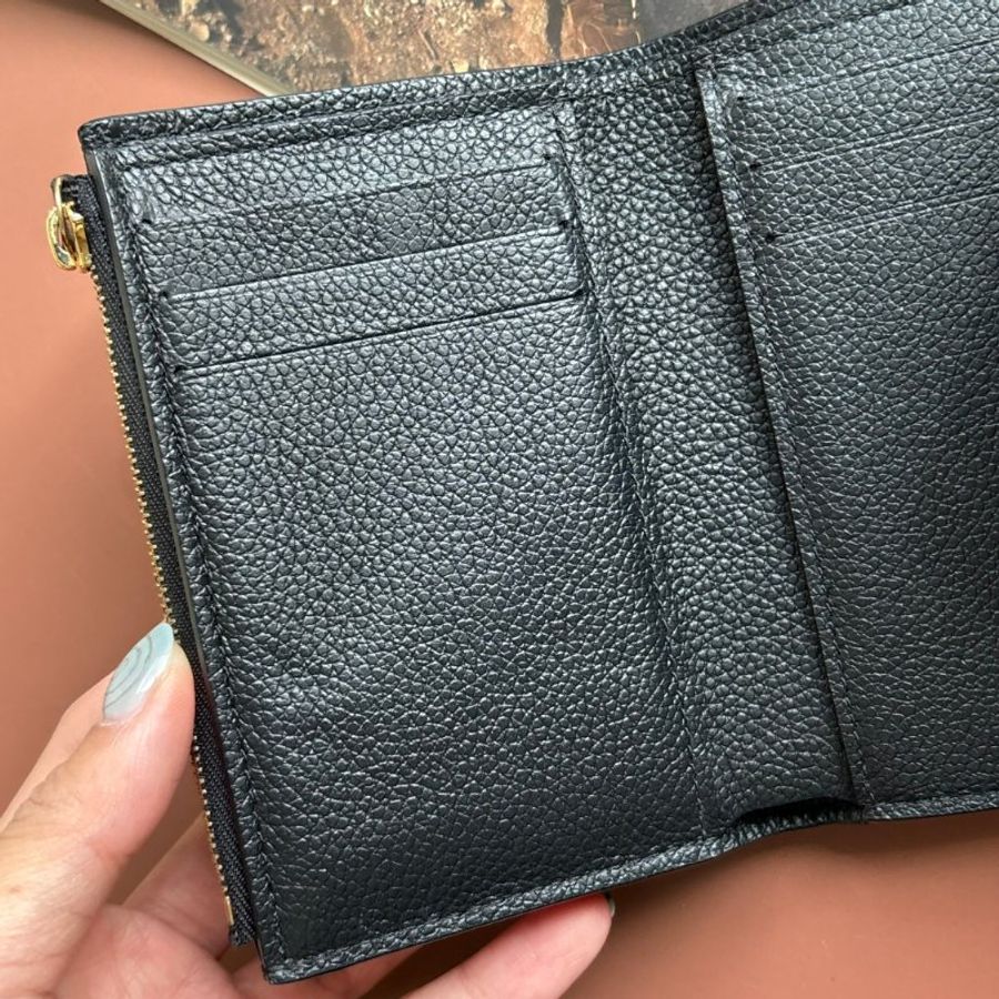 ::LOIUS VUITTON:: LV M80968 Victorine 黑色 / 米白色雙色花紋 三摺短夾錢包-11