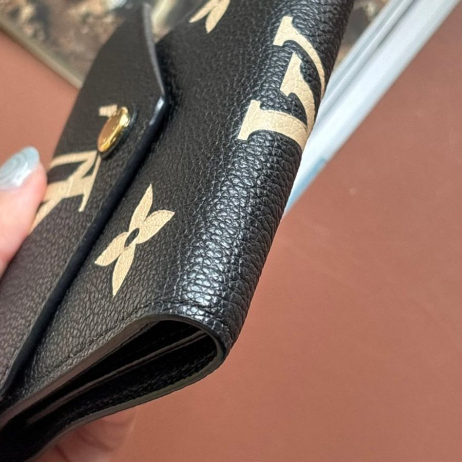 ::LOIUS VUITTON:: LV M80968 Victorine 黑色 / 米白色雙色花紋 三摺短夾錢包-25