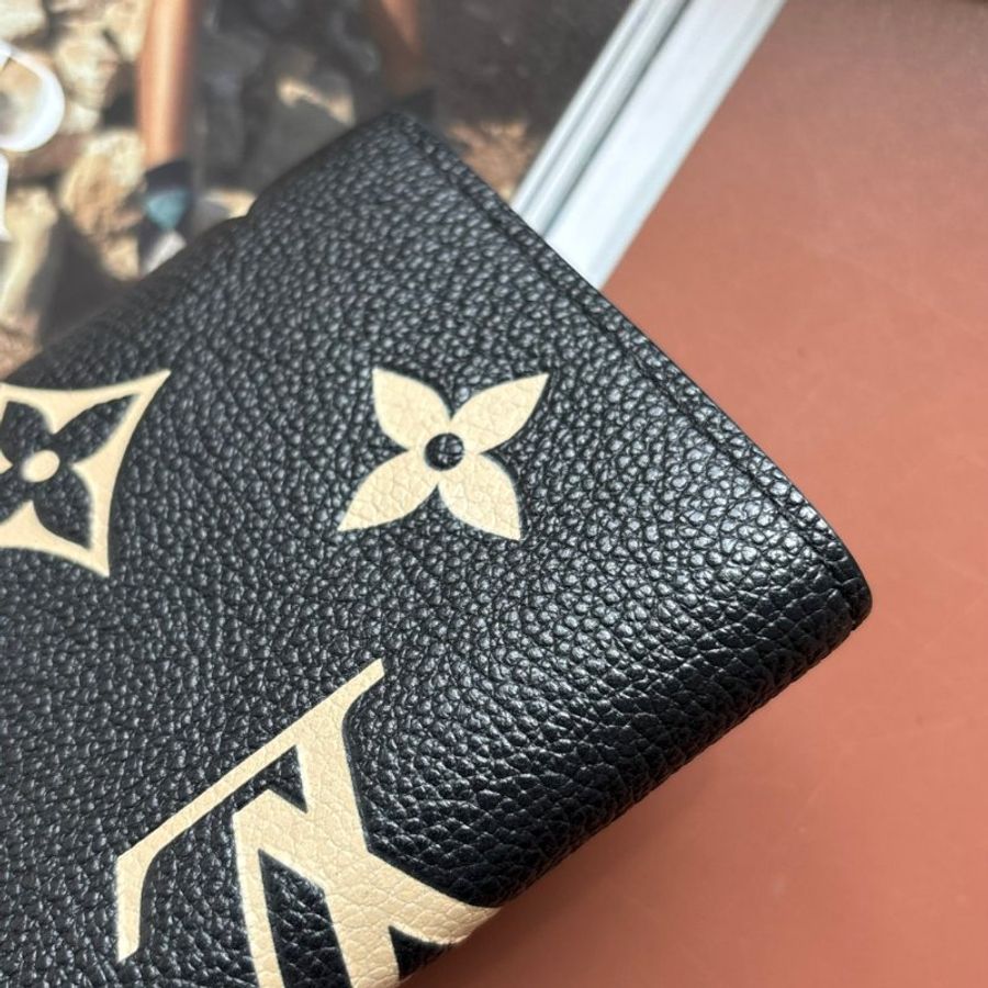 ::LOIUS VUITTON:: LV M80968 Victorine 黑色 / 米白色雙色花紋 三摺短夾錢包-33