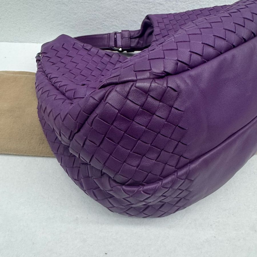 Bottega Veneta Intrecciato Napa 大號 Campanula 單肩包-5