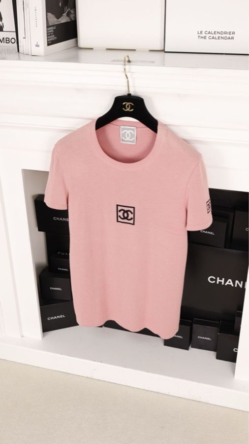 Chanel 方标运动系列橡皮粉短袖上衣-1