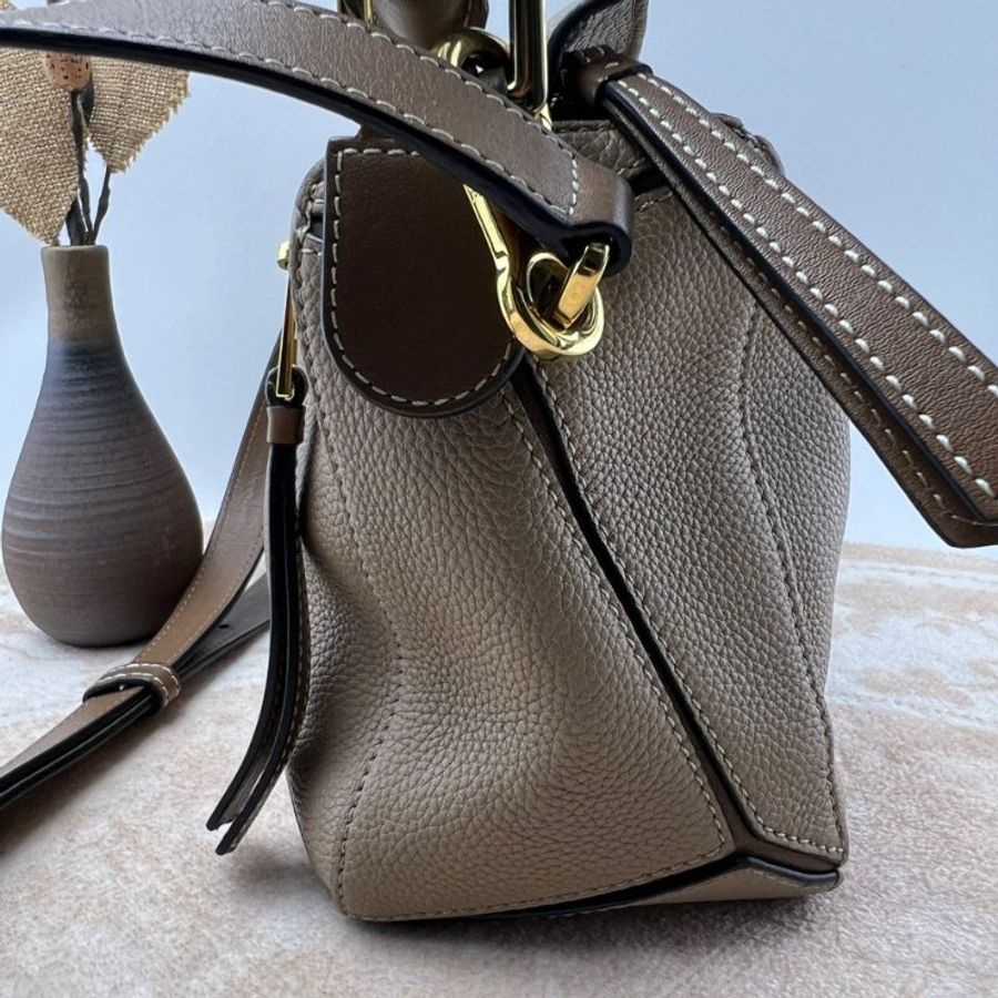 LOEWE Puzzle 幾何拼接包-2