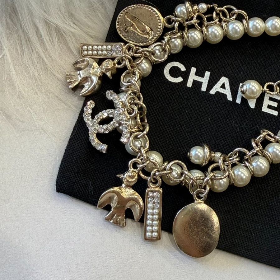 CHANEL淡金拚珍珠多元素手鍊-1