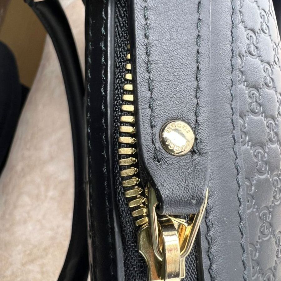 GUCCI Microguccissima 貝殼包-16