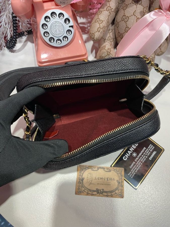 Chanel 黑金荔枝皮腰包-8
