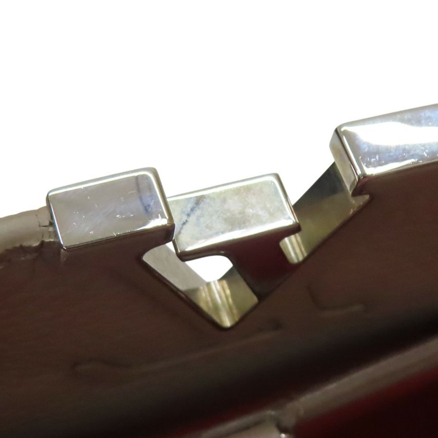 灰色 荔枝紋牛皮 Capucines MM 手提包 M42925【LOUIS VUITTON LV 路易威登】 M42925-17