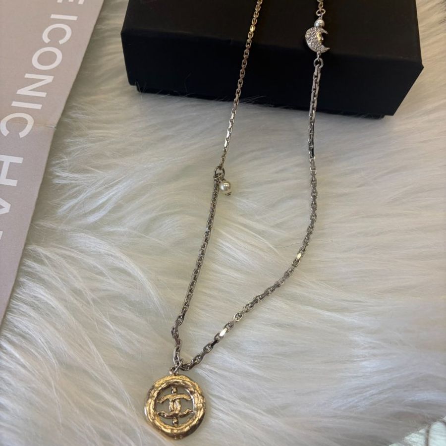 CHANEL 金銀雙色圓形拚藍水鑽造型項鍊-3