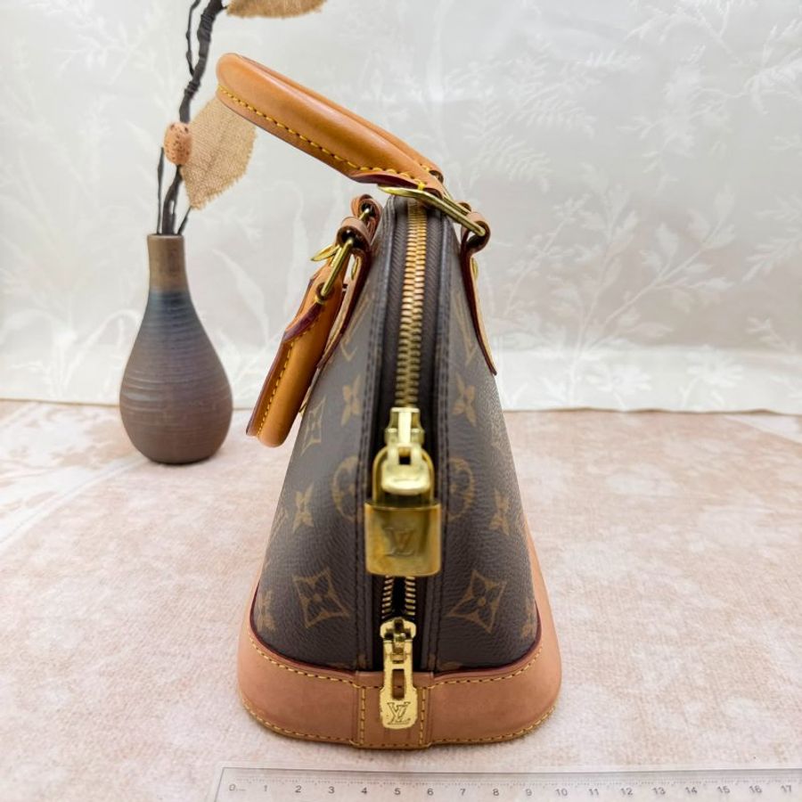 Louis Vuitton Alma BB 貝殼包-2