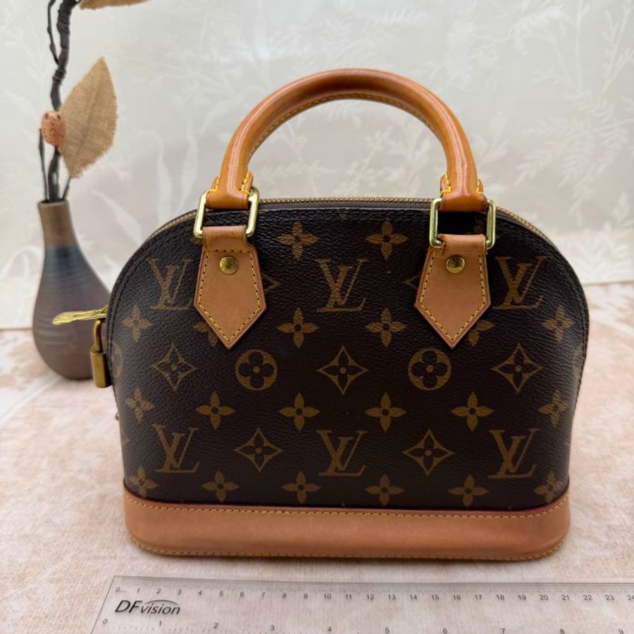 Louis Vuitton Alma BB 貝殼包-6