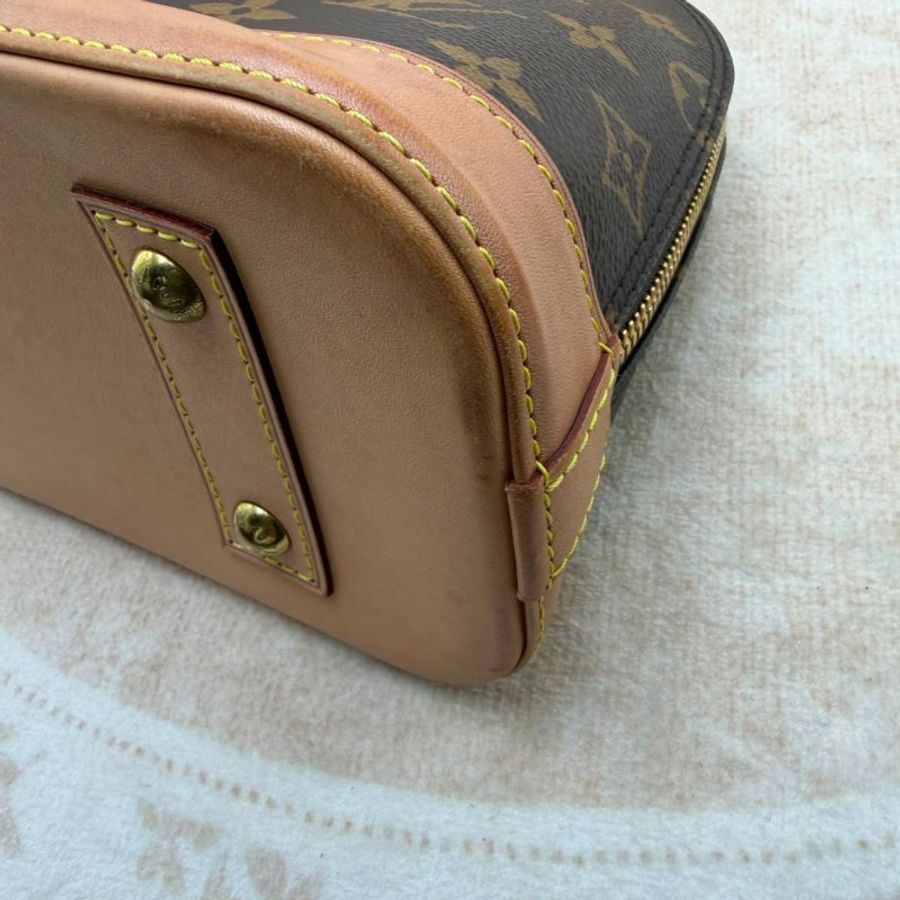 Louis Vuitton Alma BB 貝殼包-9