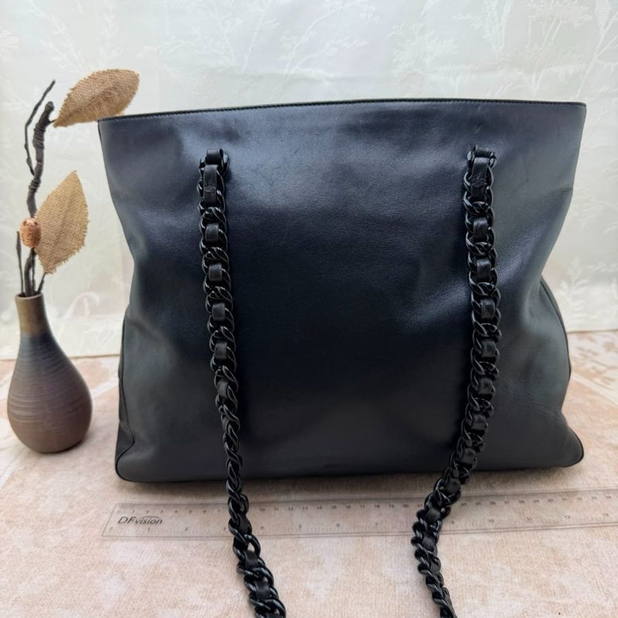 Prada Nappa 黑色羊皮粗鏈條托特包-0