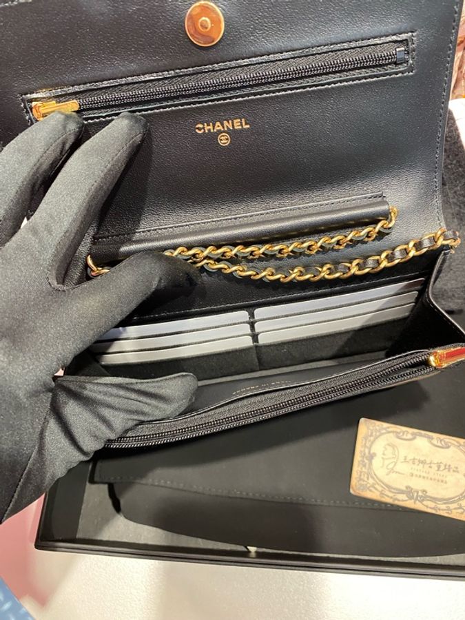 Chanel 黑金徽章woc包-7
