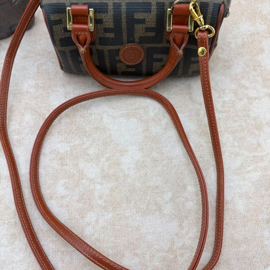 FENDI Mini Boston 迷你老花波士頓手提包-12