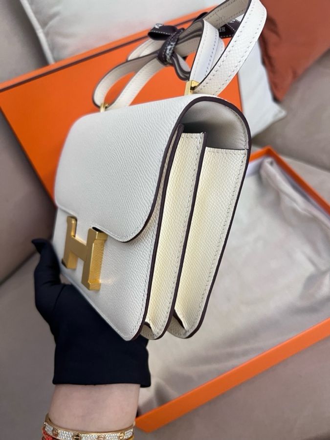HERMES愛馬仕 Constance 康康19金扣 Epsom牛皮 u刻 單肩斜挎-3