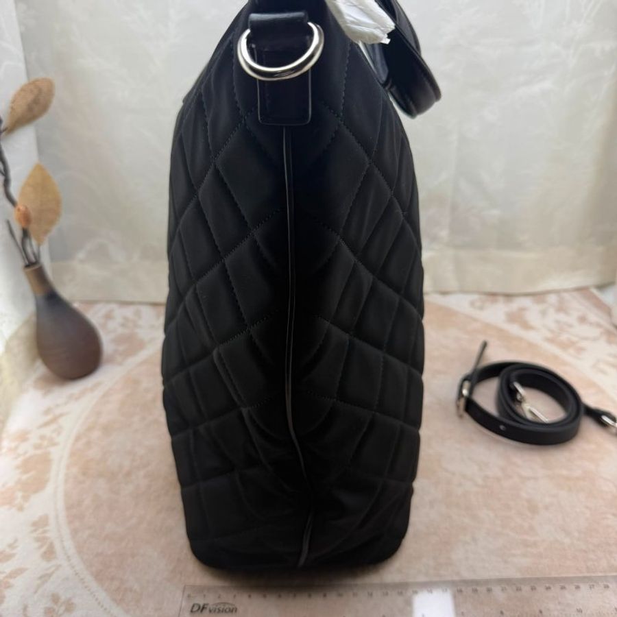 Prada 菱格尼龍托特包-9
