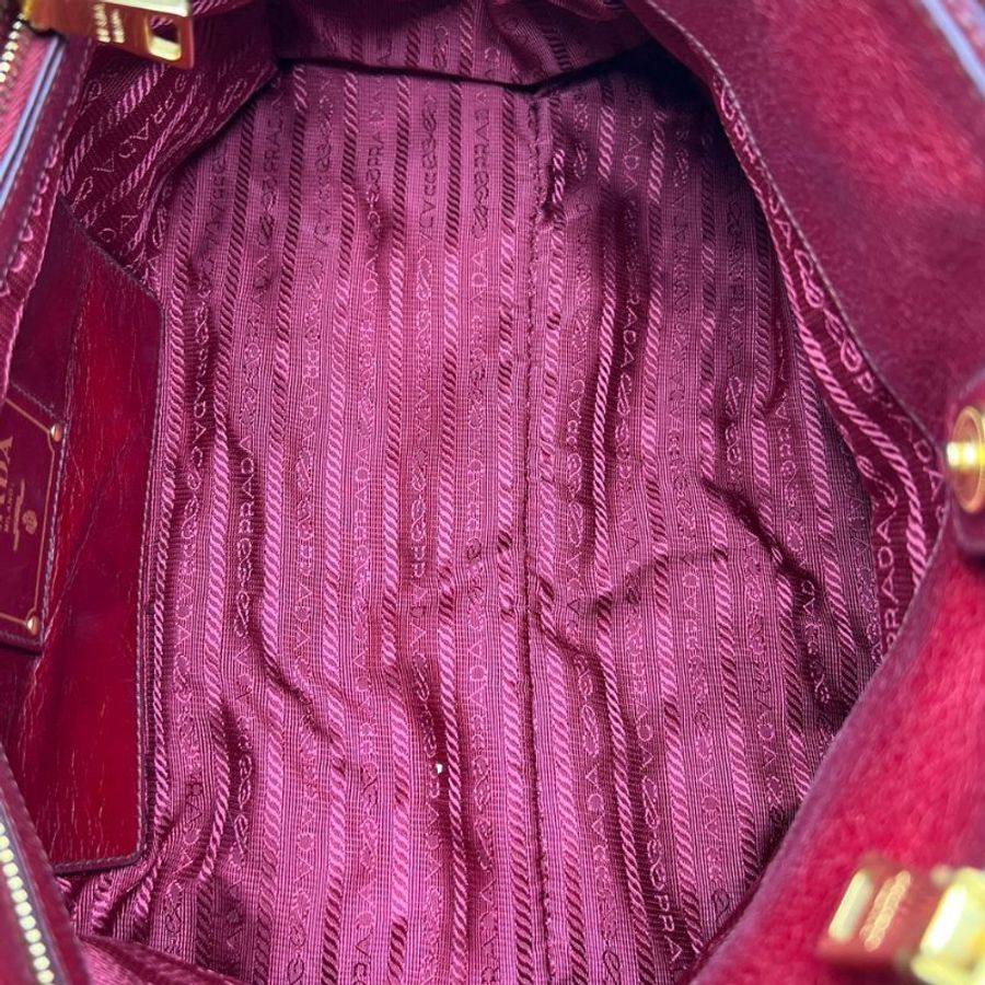 PRADA 酒紅油蠟皮波士頓手提包-14