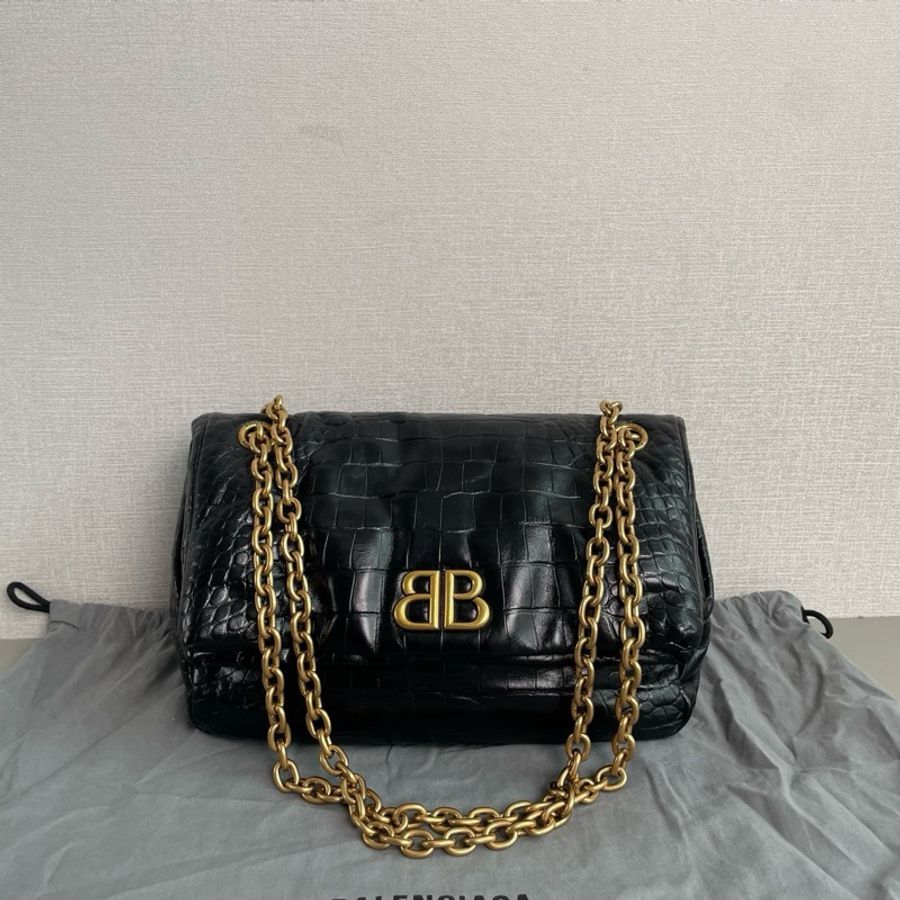 ✨Balenciaga巴黎世家|Monaco 黑金鰐魚壓紋牛皮鏈條包|99新-1