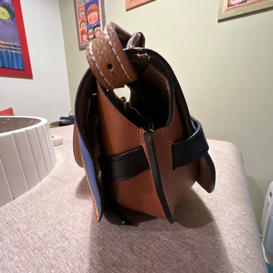 Loewe Gate small-4