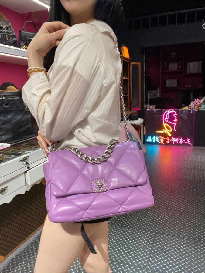 Chanel 晶片款19包 紫色-1