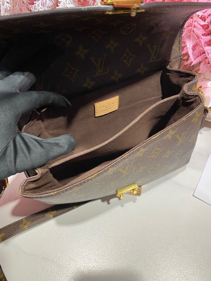 lv 郵差包-9