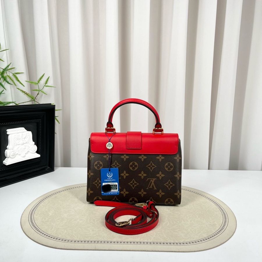 Louis Vuitton路易威登 芯片款 Locky BB經典老花鎖頭包-1