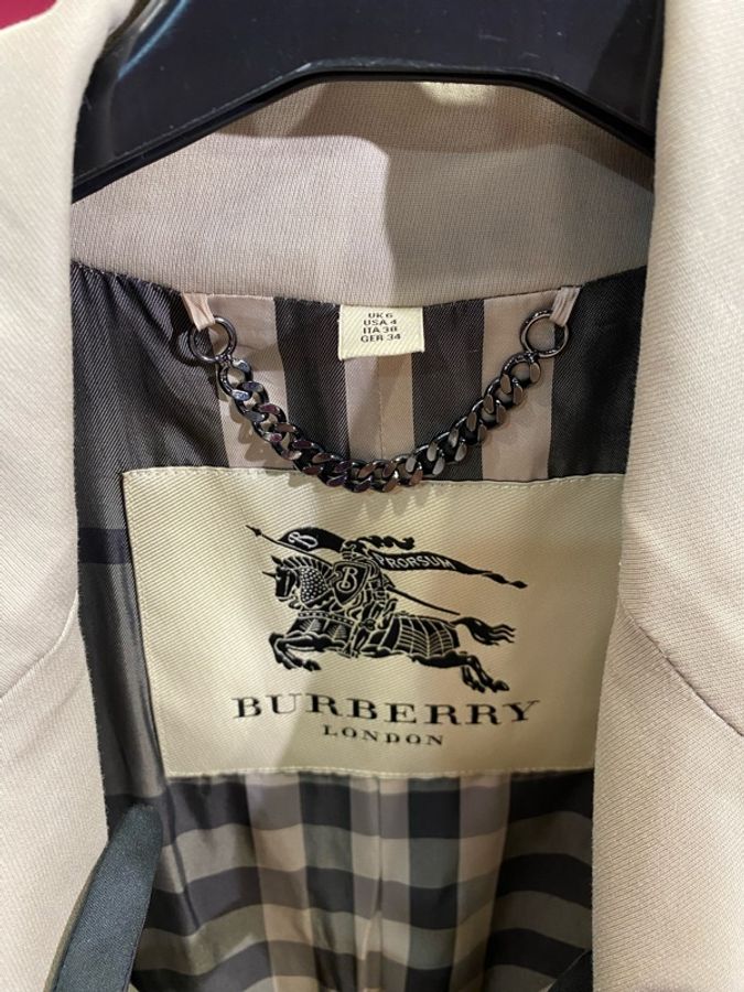Burberry 外套-1