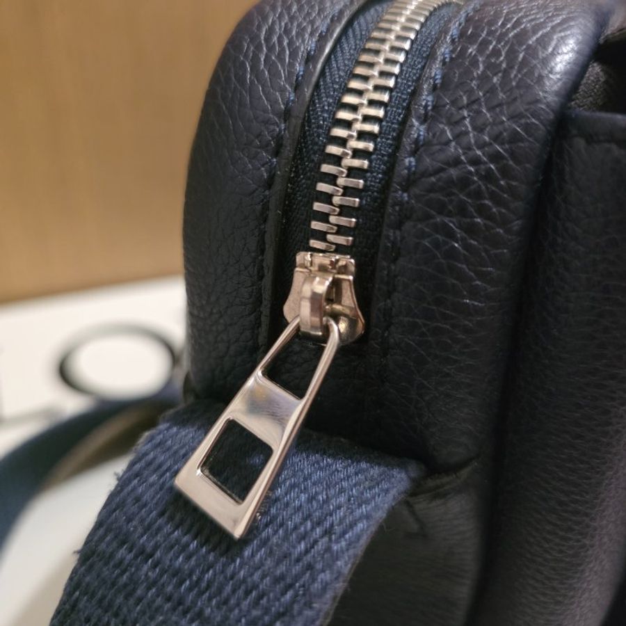 Loewe Military Messenger Bag 銀扣斜孭袋-10