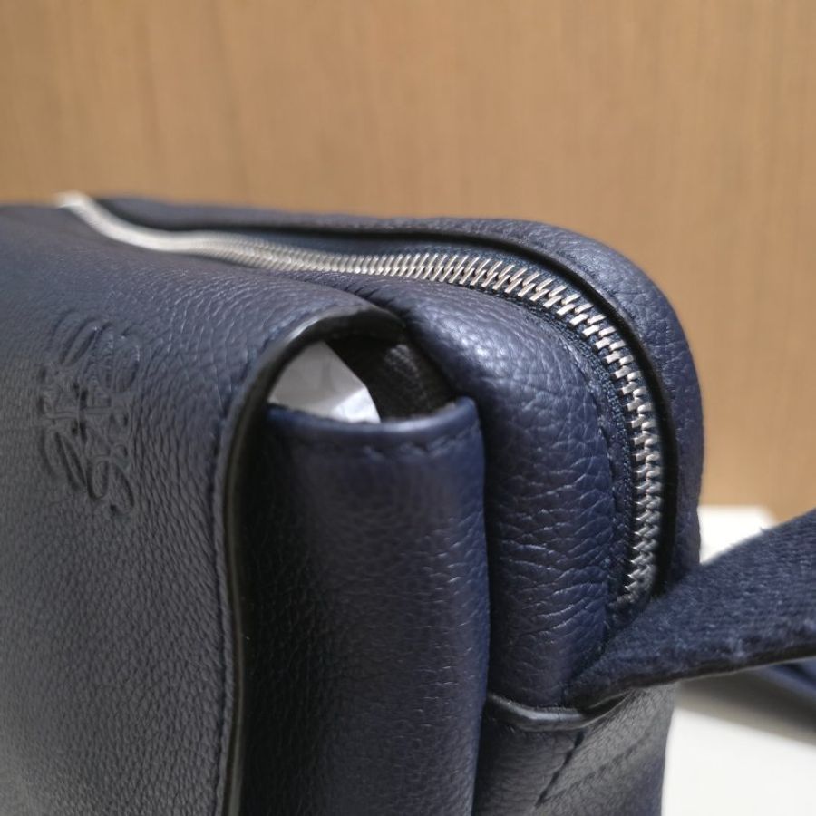 Loewe Military Messenger Bag 銀扣斜孭袋-11