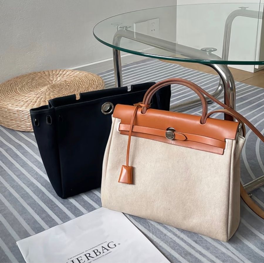「JL精品代購」95新 Hermes 愛馬仕白色拼皮Herbag PM 帶替換袋 (買一包有兩包用😍)-0
