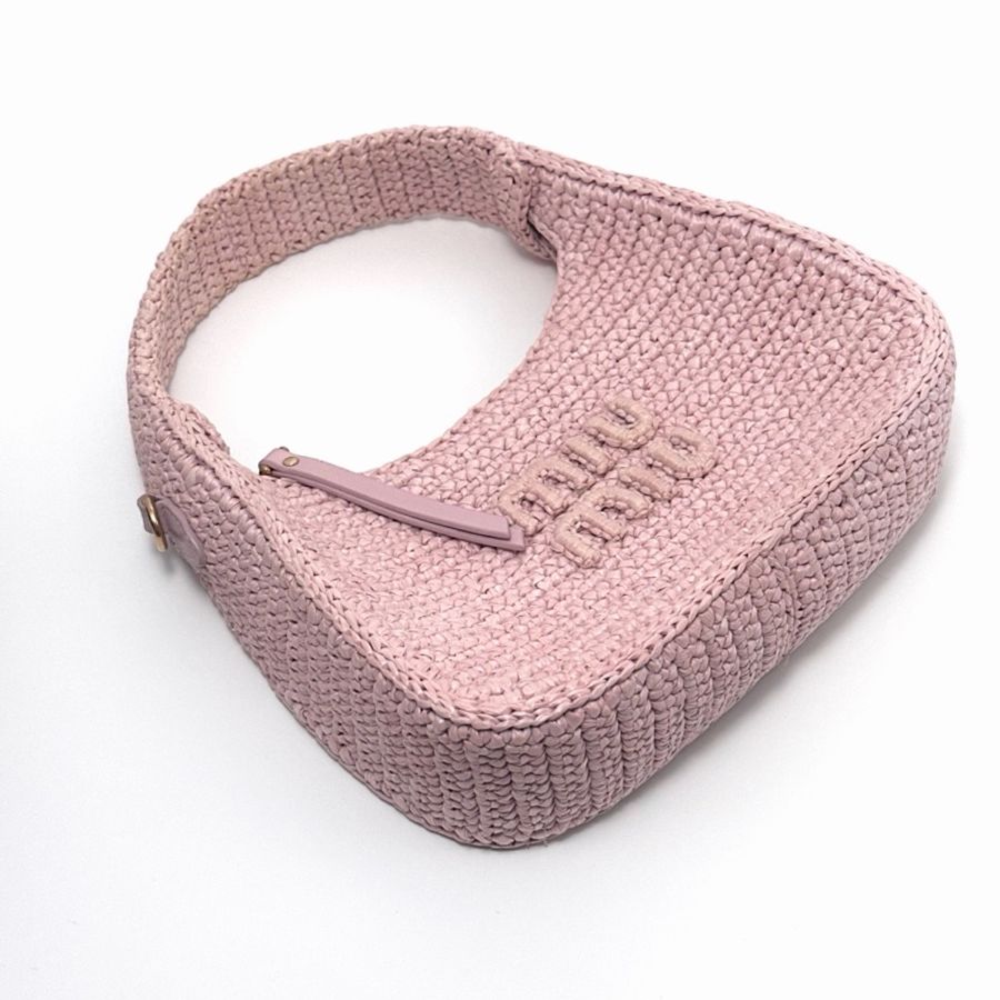 【威選精品】🩷 MIU MIU Wander 粉色編織 Hobo|甜美少女感・人氣編織款-9