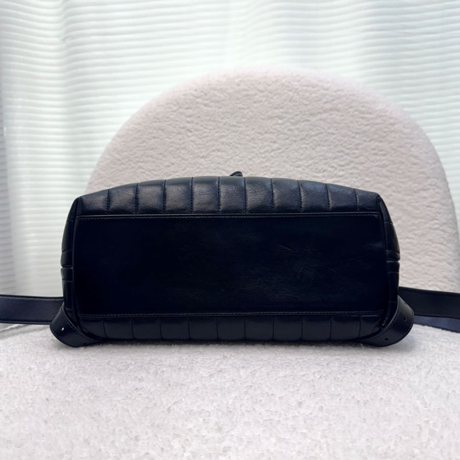 Saint Laurent YSL 黑色 山型紋 牛皮 Loulou 後背包 雙肩包 銀釦 466517-5