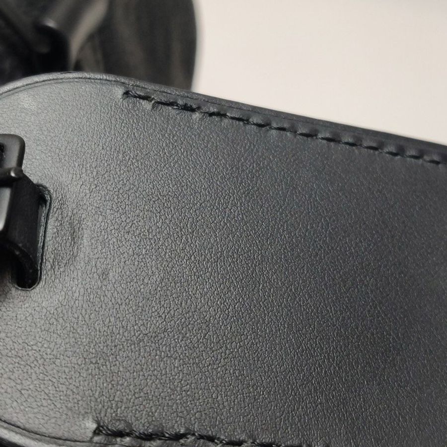 Louis Vuitton (LV) Keepall25牛皮純色老花壓紋加強飾帶斜背包單肩包晶片款-23