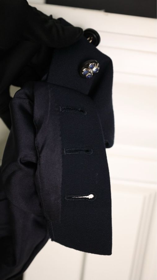 Chanel 98年深蓝色四叶草琉璃扣两口袋外套-28